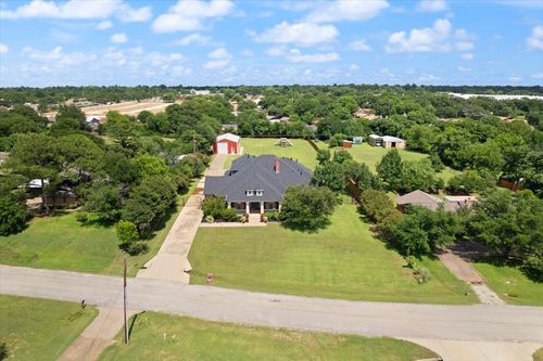 2907 Monties Ln, Arlington, TX, 76015-2011 | Card Image