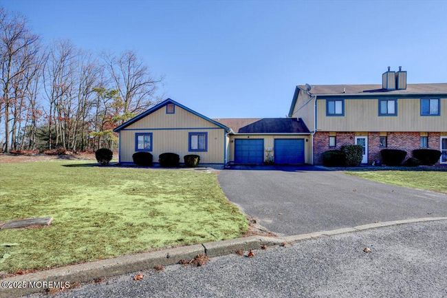 13 Seagull Ln, Condo with 2 bedrooms, 2 bathrooms and null parking in Howell NJ | Image 26