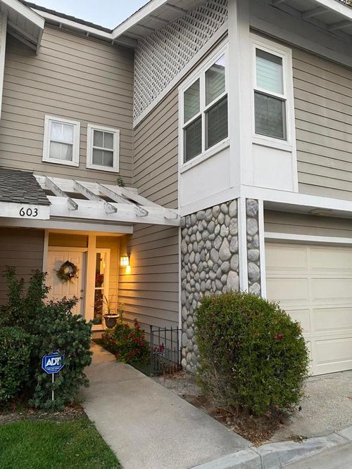 603 Chandler W, Highland, CA, 92346-5487 | Card Image