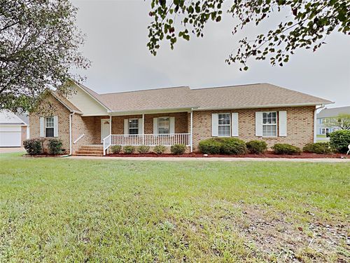 717 Emerson Dr, Mooresville, NC, 28115-9072 | Card Image