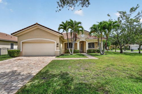 6810 Osage Cir, Greenacres, FL, 33413-3485 | Card Image