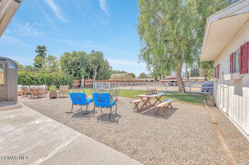 10641 Canoga Ave, Chatsworth, CA, 91311-2263 | Card Image