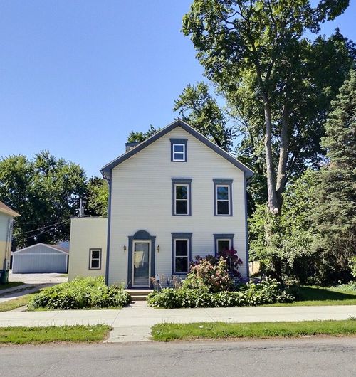 510 1st St, La Porte, IN, 46350 | Card Image