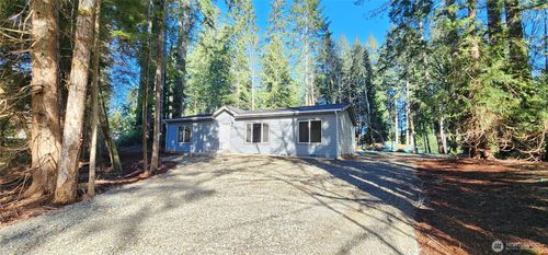 31 E Dabob Rd, Shelton, WA, 98584-7991 | Card Image