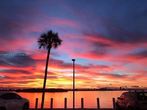 apt-1103-11930 N Bayshore Dr, North Miami, FL, 33181-2926 | Card Image