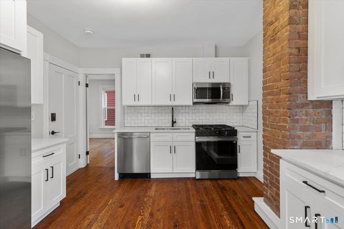 2-36 Maple St, New Haven, CT, 06511-4124 | Card Image