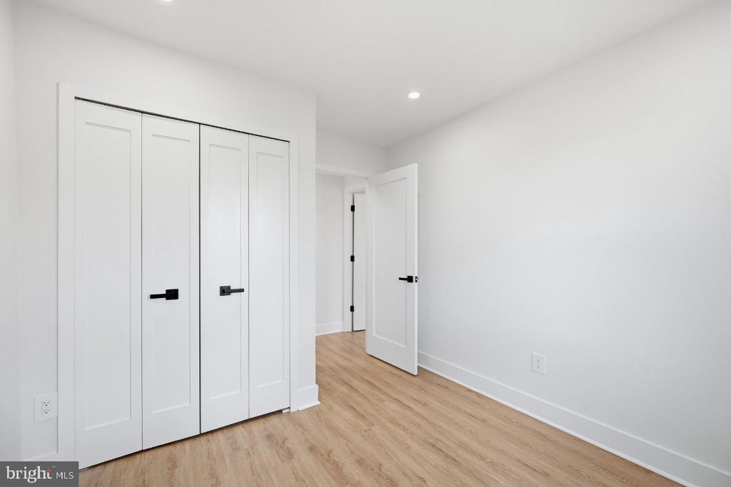 Residential in FAIRFAX 4