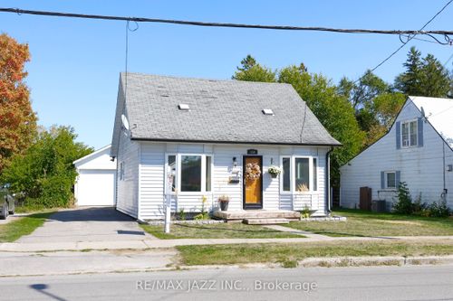 159 Byron St, Trenton, ON, K8V2Y7 | Card Image
