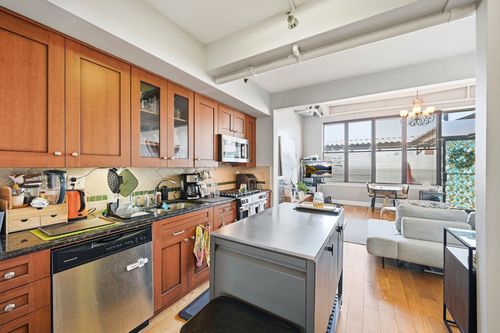 apt-306-300 Communipaw Ave, Jersey City, NJ, 07304-4077 | Card Image