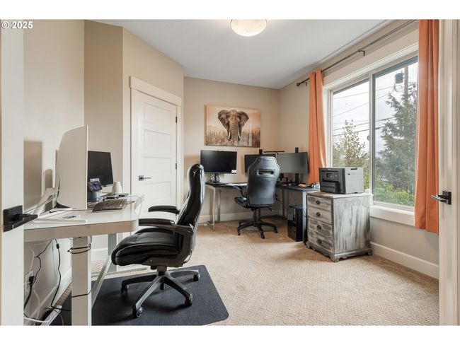 Bedroom-# 3 | Image 16