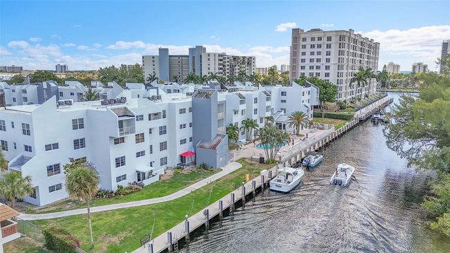 APT-401D - 2860 Ne 14 Th Street Cswy, Condo with 2 bedrooms, 2 bathrooms and null parking in Pompano Beach FL | Image 46