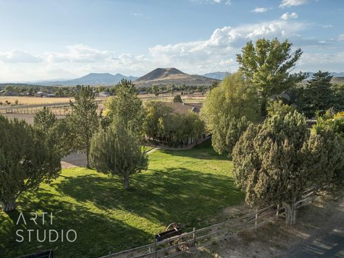 825 N Horsemans Park Dr, Dammeron Valley, UT, 84783-5171 | Card Image