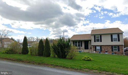 602 Greenview Dr, Denver, PA, 17517-8502 | Card Image