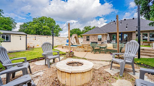 1302 Joshua Way, House other with 4 bedrooms, 3 bathrooms and null parking in Granbury TX | Image 35