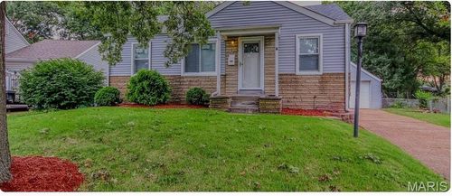 295 Derhake Rd, Florissant, MO, 63031-7715 | Card Image