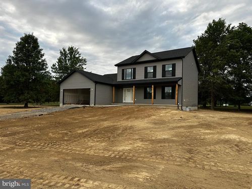 211 Hollis Dr, Gerrardstown, WV, 25420-4024 | Card Image