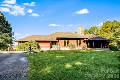 1087 Brigadoon Dr, Clyde, NC, 28721-8754 | Card Image