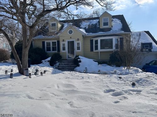 4 Elizabeth Ave, Stanhope, NJ, 07874-2815 | Card Image