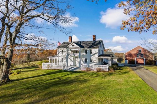 268 Mountain Rd, Pittsfield, NH, 03263-3909 | Card Image