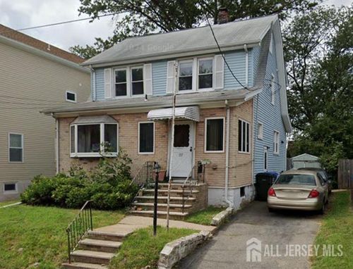 137 Cooper Ave, Iselin, NJ, 08830-2003 | Card Image