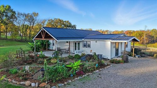 13904 Carey Ln, Danville, OH, 43014-9567 | Card Image