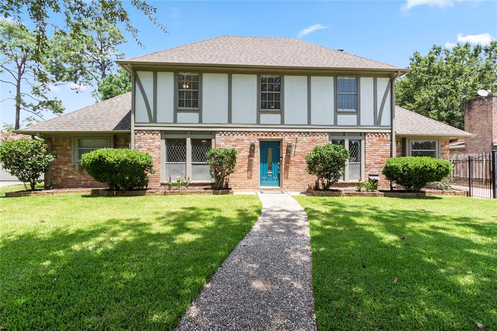 Crownwood Dr, Seabrook, TX 77586
