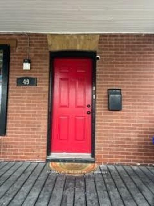 49b Church St S, Ajax, ON, L1S6A6 | Card Image