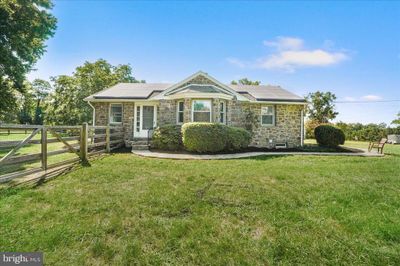 5208 Font Avenue, House other with 4 bedrooms, 3 bathrooms and null parking in ELLICOTT CITY MD | Image 2