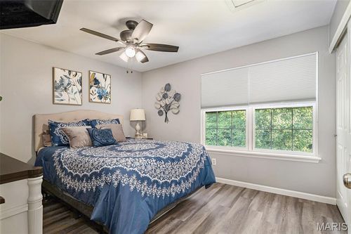 unit-302-10 Eagle Rock Cv, Valley Park, MO, 63088-2209 | Card Image