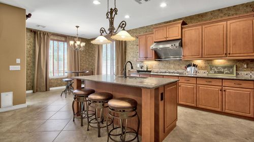 5475 S Cardinal St, Gilbert, AZ, 85298-8477 | Card Image