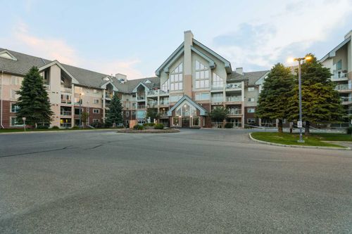223-100 2 Ave S, Lethbridge, AB, T1J0B5 | Card Image