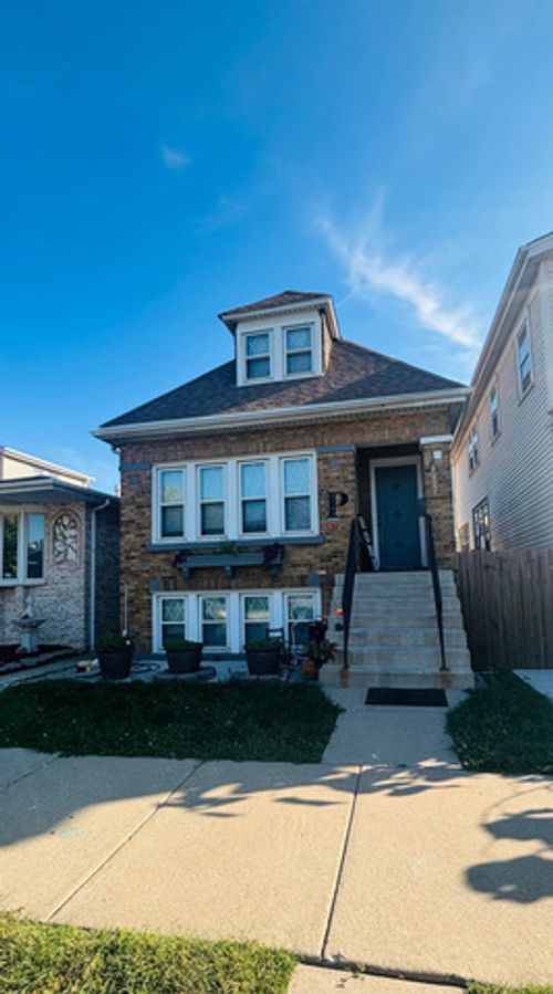 5749 W 64th Pl, Chicago, IL, 60638-5530 | Card Image