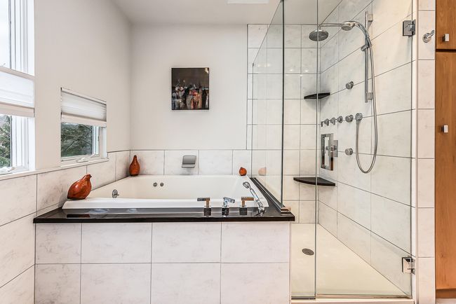 2277 W Huron River Dr, House other with 3 bedrooms, 2 bathrooms and null parking in Ann Arbor MI | Image 25