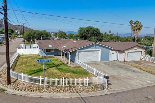 9158 Heatherdale St, Santee, CA, 92071-3222 | Card Image