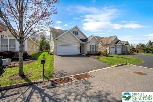 5351 Presidents Dr, Bethlehem, PA, 18017-9486 | Card Image