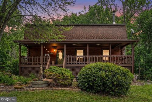 10418 Cliff Mills Rd, MARSHALL, VA, 20115-2201 | Card Image