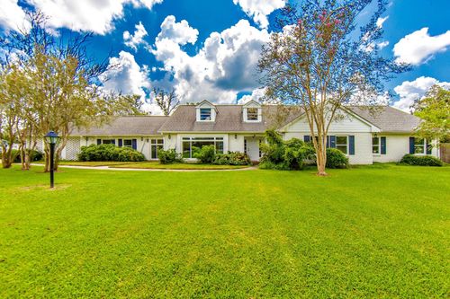 1621 Bayou Black Dr, Houma, LA, 70360-7458 | Card Image