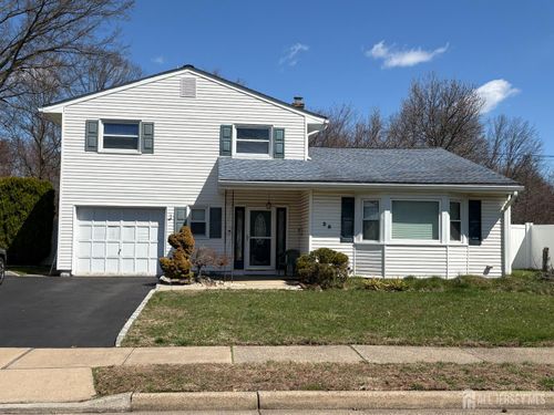38 Karen Pl, Edison, NJ, 08817-2353 | Card Image