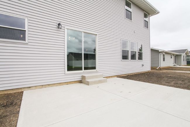 511 Bobwhite Way, House other with 5 bedrooms, 3 bathrooms and 3 parking in Normal IL | Image 36