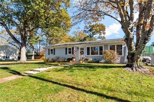 47 Wayland Trl, Narragansett, RI, 02882-2712 | Card Image