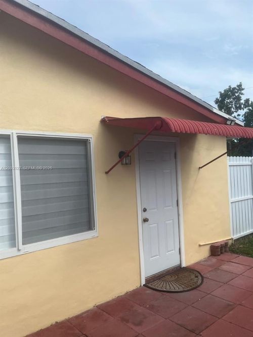 a-9650 Sw 163rd St, Miami, FL, 33157-3320 | Card Image