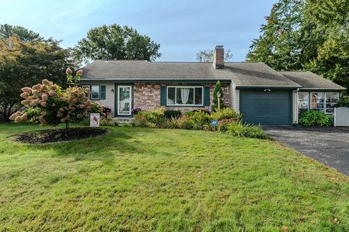 15 Burns Ave, Springfield, MA, 01119-2649 | Card Image