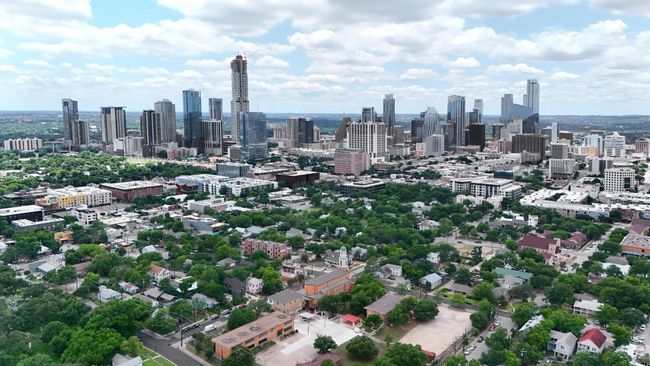 1010 E 8 Th St, Home with 0 bedrooms, 0 bathrooms and null parking in Austin TX | Image 12