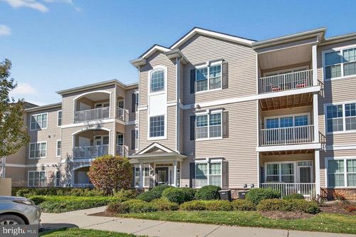 127 Timberlake Dr, Ewing, NJ, 08618-1456 | Card Image