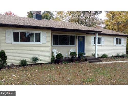 17 5th Ave, CHERRY HILL, NJ, 08003-3815 | Card Image