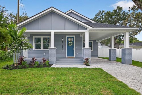 7010 N 16th St, TAMPA, FL, 33610-1214 | Card Image