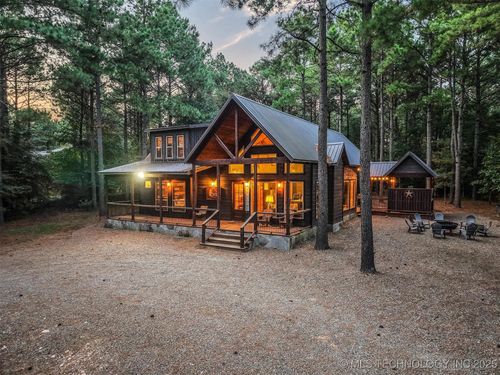 135 Stone Pine Ln, Broken Bow, OK, 74728-2815 | Card Image