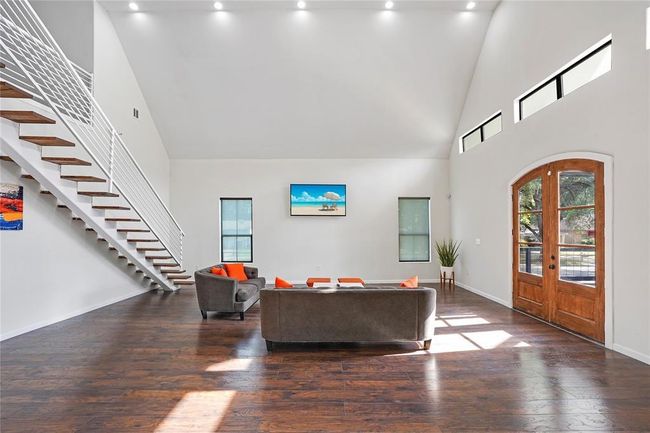 11215 Duane St, House other with 5 bedrooms, 3 bathrooms and null parking in Houston TX | Image 6