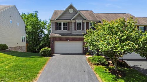 252 Corey Dr, Gibsonia, PA, 15044-9178 | Card Image