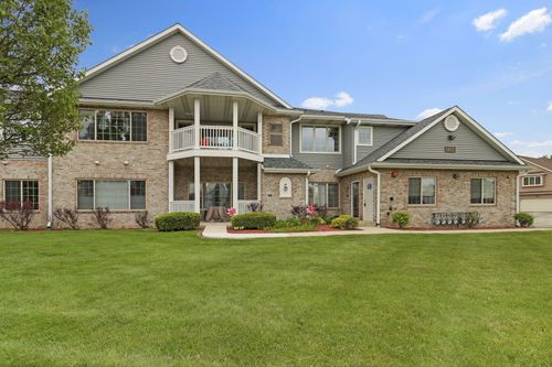 5855 Kinzie Ave, Mount Pleasant, WI, 53406-4074 | Card Image